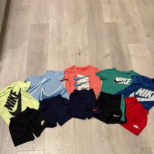 5 Nike Dri Fit 3T Sets